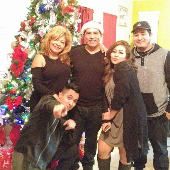 Meet your Posher, Cristina - Picture 1 of 1